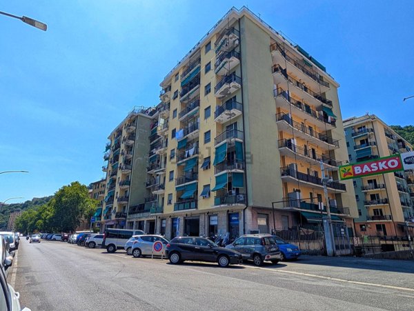 appartamento in vendita a Genova in zona Molassana