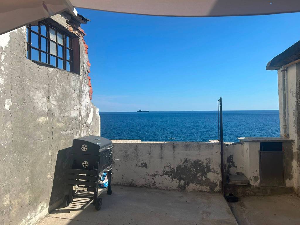 negozio in vendita a Genova in zona Nervi