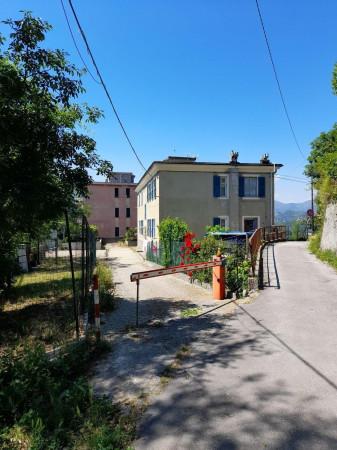 appartamento in vendita a Genova in zona Rivarolo