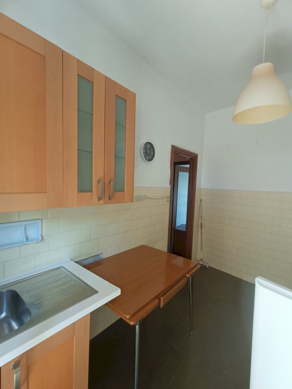 appartamento in vendita a Genova in zona Quarto dei Mille