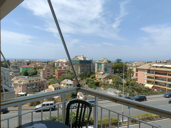 appartamento in vendita a Genova in zona Quarto dei Mille
