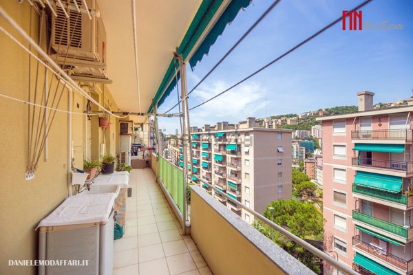 appartamento in vendita a Genova in zona Oregina