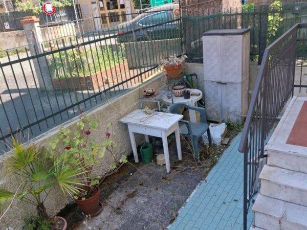 appartamento in vendita a Genova in zona Pontedecimo