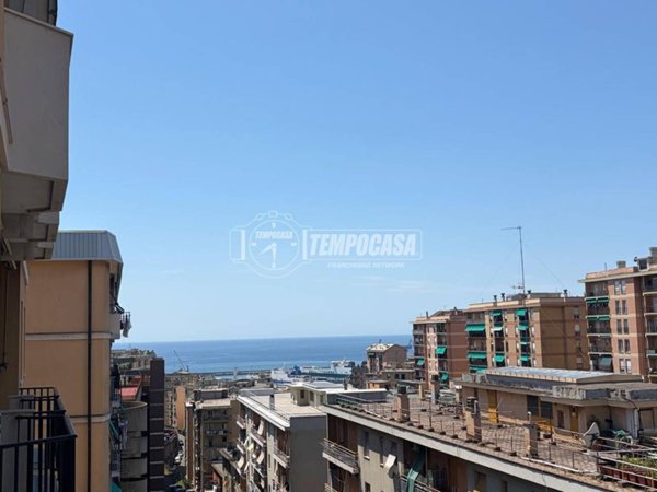 appartamento in vendita a Genova in zona Sampierdarena