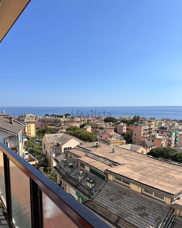 appartamento in vendita a Genova in zona Apparizione