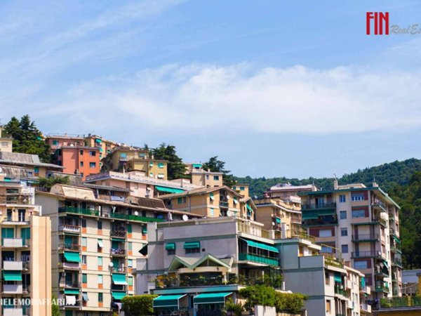 appartamento in vendita a Genova in zona Lagaccio / Granarolo
