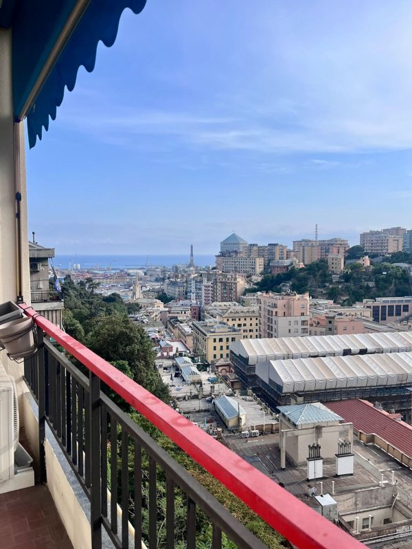 appartamento in vendita a Genova in zona DiNegro