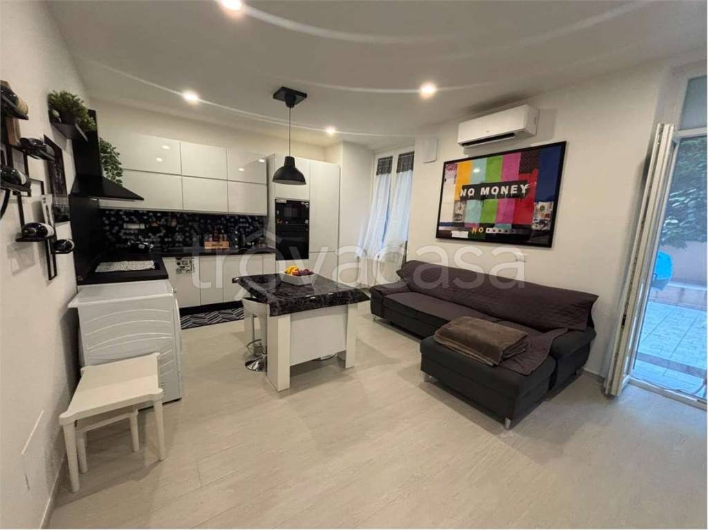 appartamento in vendita a Genova in zona Albaro
