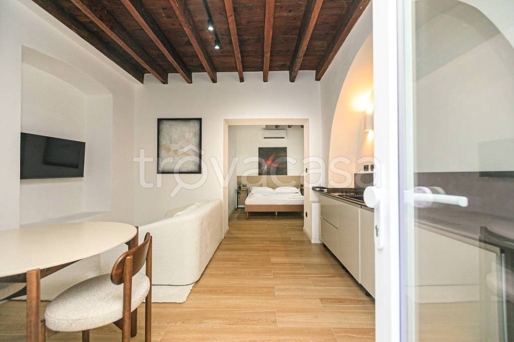 appartamento in vendita a Genova in zona Foce