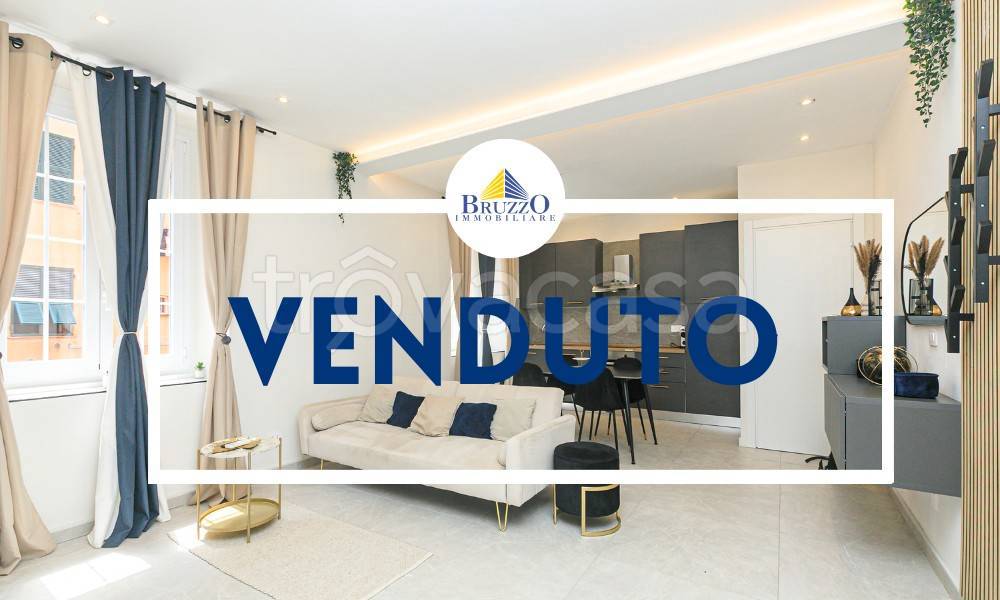 appartamento in vendita a Genova in zona Staglieno