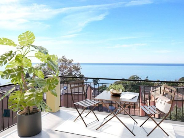 casa indipendente in vendita a Genova in zona Nervi