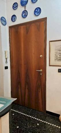 appartamento in vendita a Genova in zona Sestri Ponente