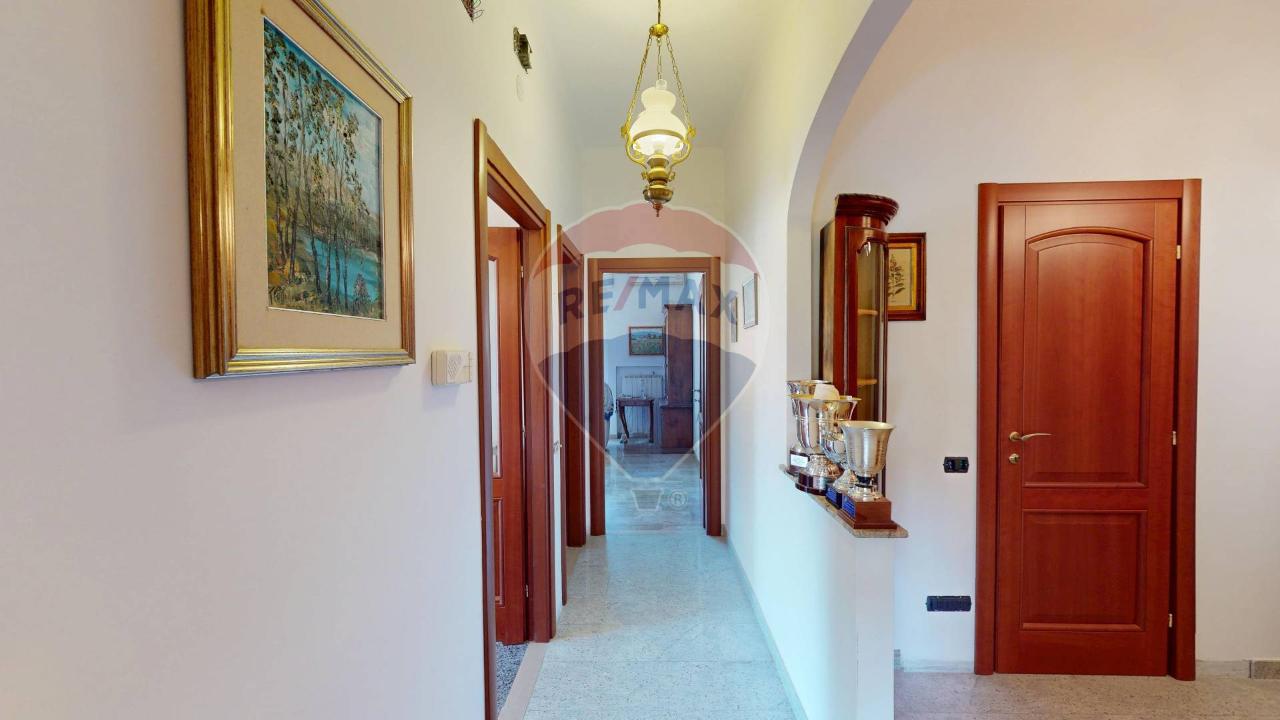 appartamento in vendita a Genova in zona Molassana