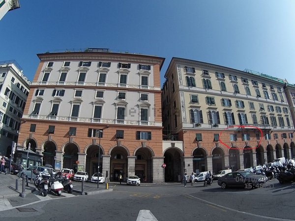 appartamento in vendita a Genova in zona Sottoripa / Maddalena / Molo