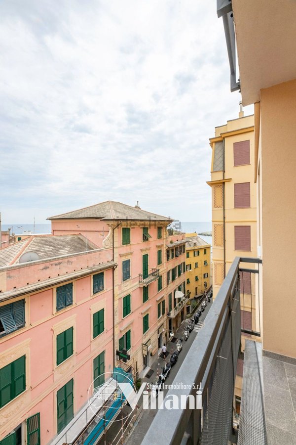 appartamento in vendita a Genova in zona Sturla