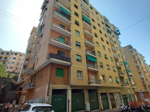 appartamento in vendita a Genova in zona Sampierdarena