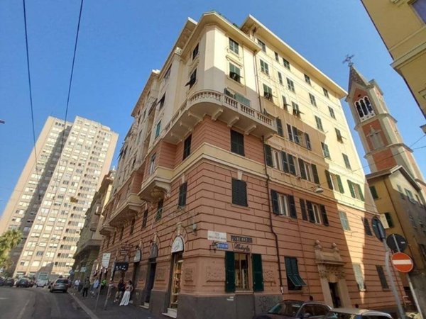 appartamento in vendita a Genova in zona Sampierdarena