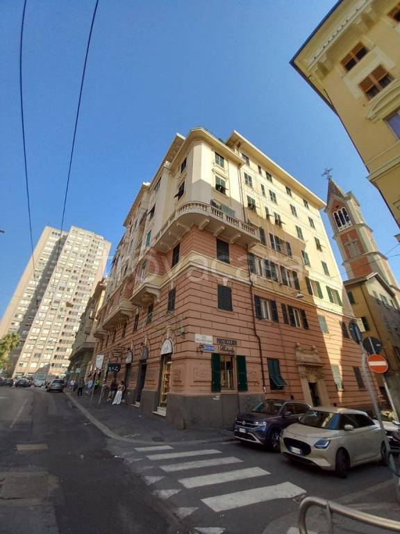 appartamento in vendita a Genova in zona Sampierdarena