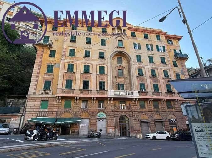 appartamento in vendita a Genova in zona DiNegro