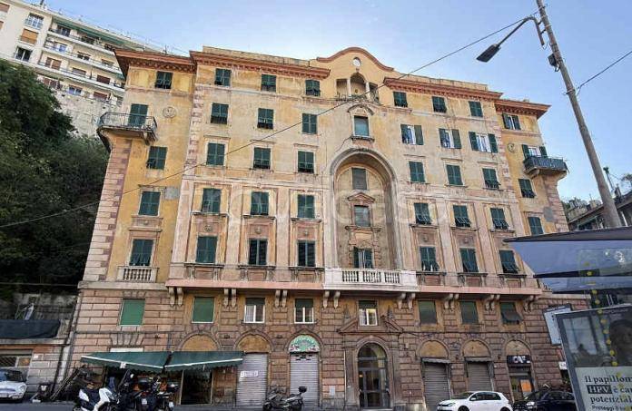 appartamento in vendita a Genova in zona DiNegro