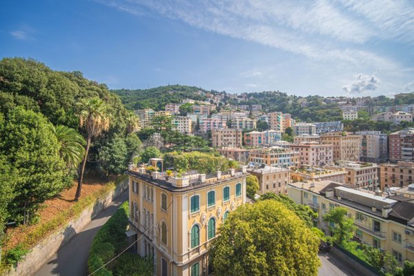 appartamento in vendita a Genova in zona Castelletto