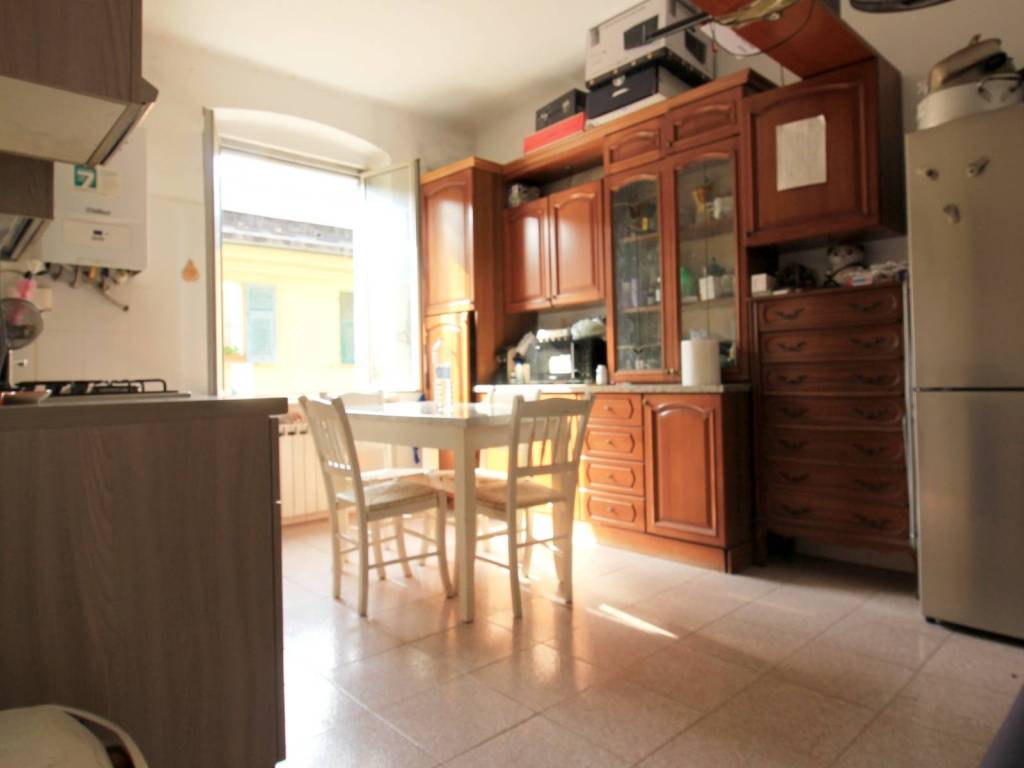 appartamento in vendita a Genova in zona Sampierdarena