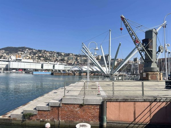 negozio in vendita a Genova in zona Centro Storico