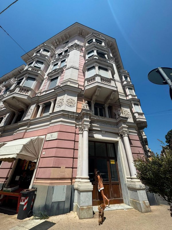 appartamento in vendita a Genova in zona Pegli
