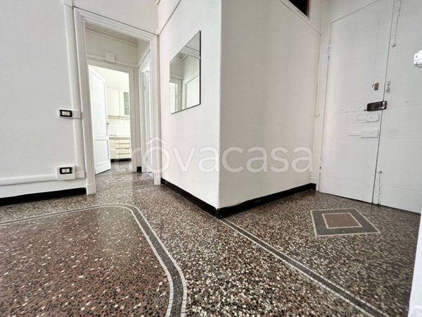 appartamento in vendita a Genova in zona Staglieno