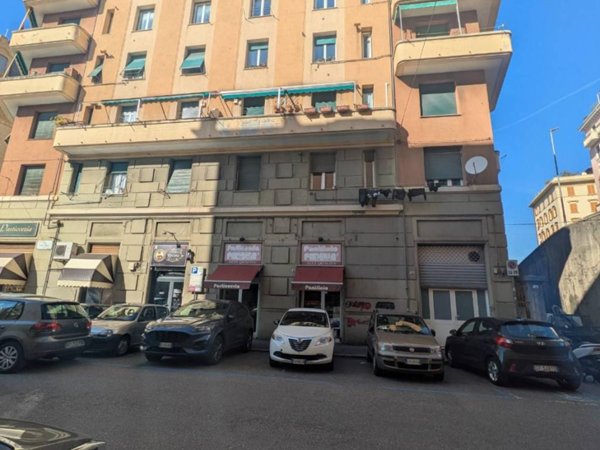 negozio in vendita a Genova in zona San Fruttuoso