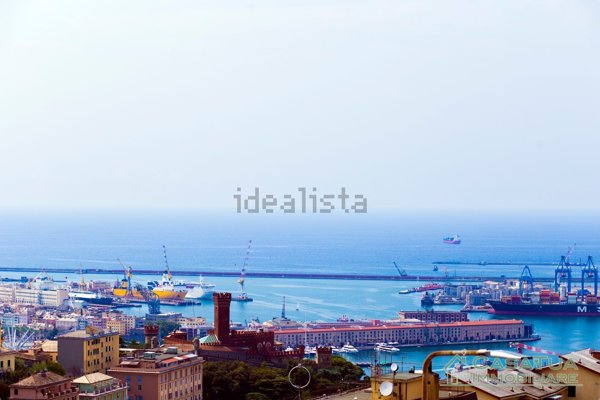 appartamento in vendita a Genova in zona Oregina