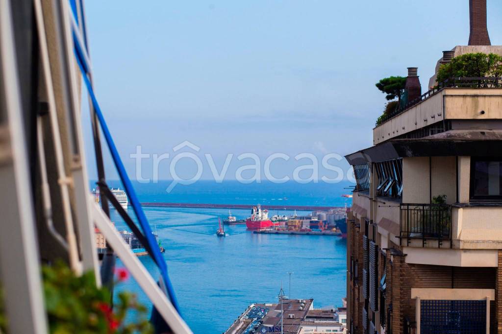 appartamento in vendita a Genova in zona DiNegro