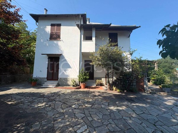 casa indipendente in vendita a Genova