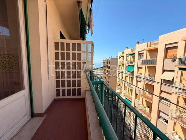 appartamento in vendita a Genova in zona Voltri