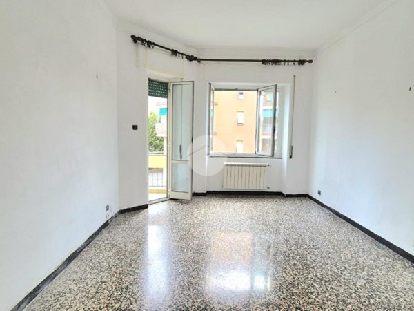 appartamento in vendita a Genova in zona Palmaro / Pra'