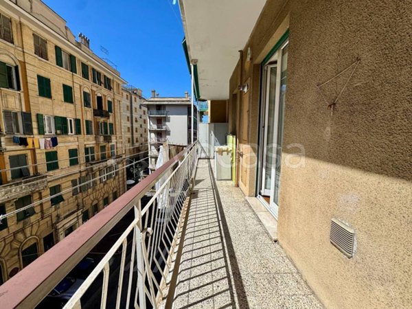 appartamento in vendita a Genova in zona Marassi