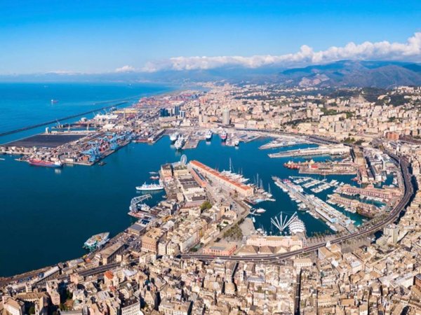 negozio in vendita a Genova