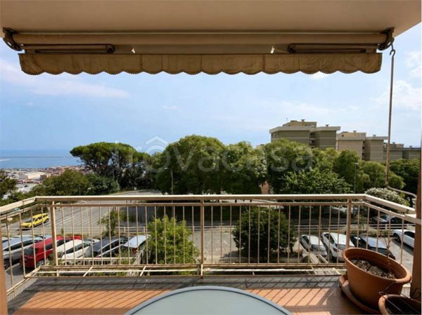 appartamento in vendita a Genova in zona Voltri