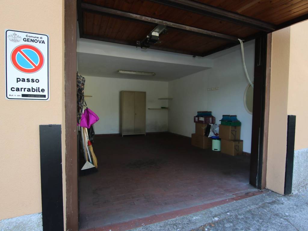 casa indipendente in vendita a Genova