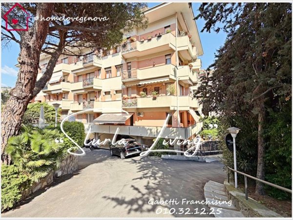 appartamento in vendita a Genova in zona Sturla