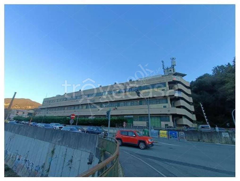 appartamento in vendita a Genova in zona Struppa