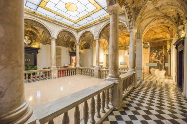 appartamento in vendita a Genova in zona Centro Storico