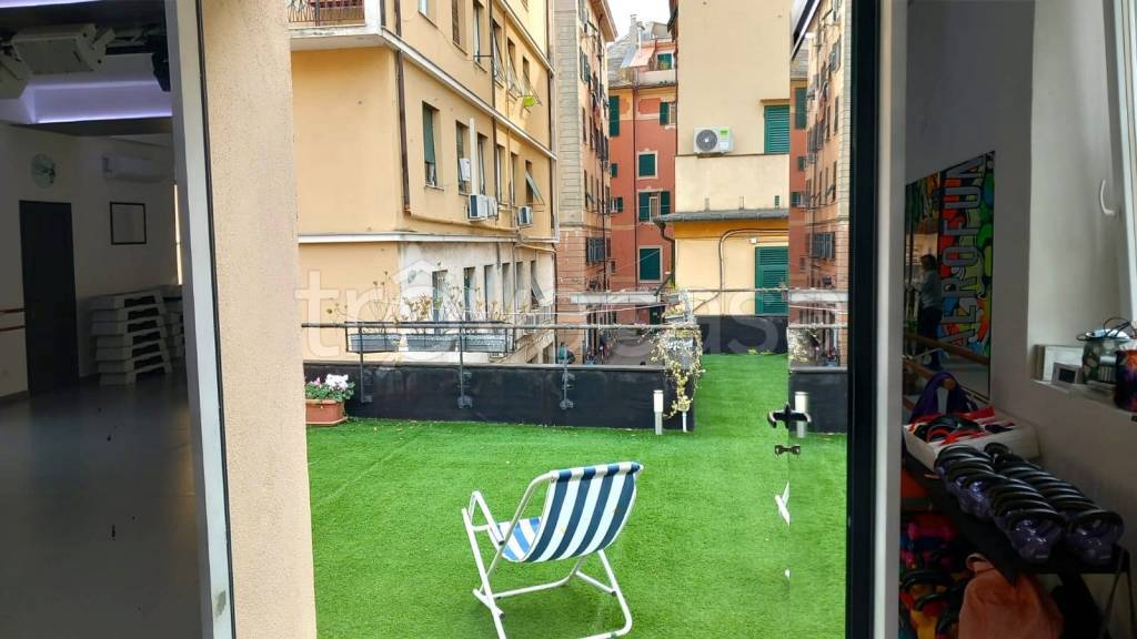 appartamento in vendita a Genova in zona San Vincenzo