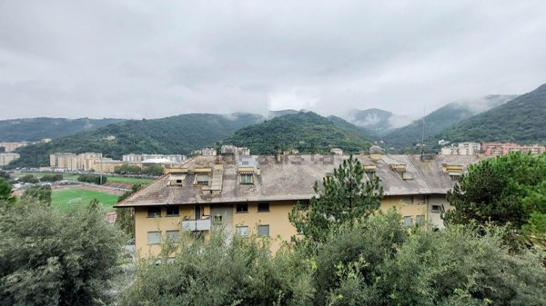 appartamento in vendita a Genova in zona Molassana