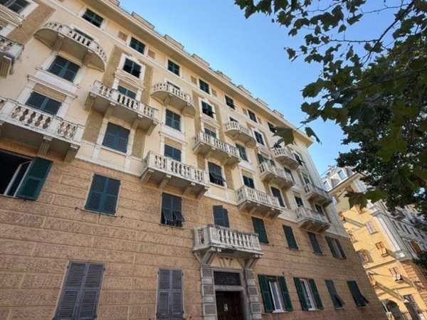 appartamento in vendita a Genova in zona Marassi
