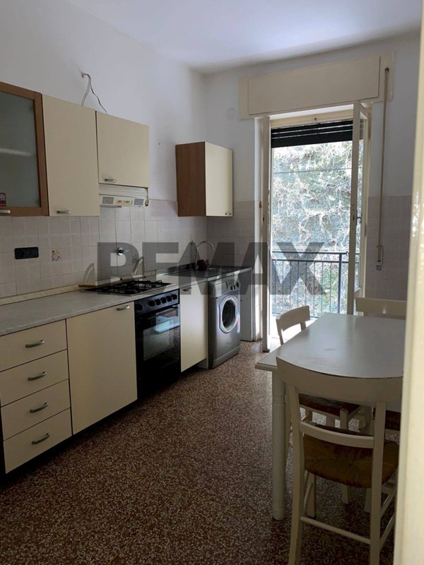 appartamento in vendita a Genova in zona Molassana