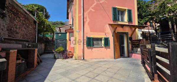 appartamento in vendita a Genova in zona San Desiderio