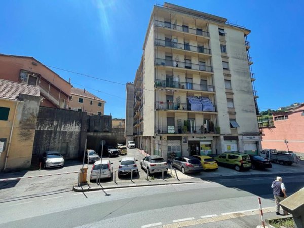 appartamento in vendita a Genova in zona Pontedecimo