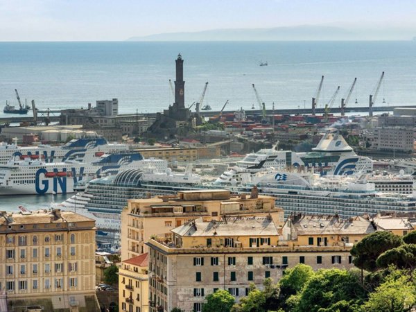 appartamento in vendita a Genova in zona Castelletto