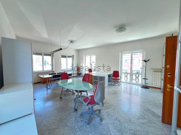 appartamento in vendita a Genova in zona DiNegro